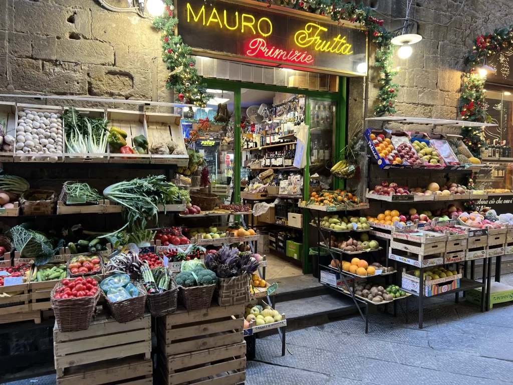 Mauro fruits and vegetables